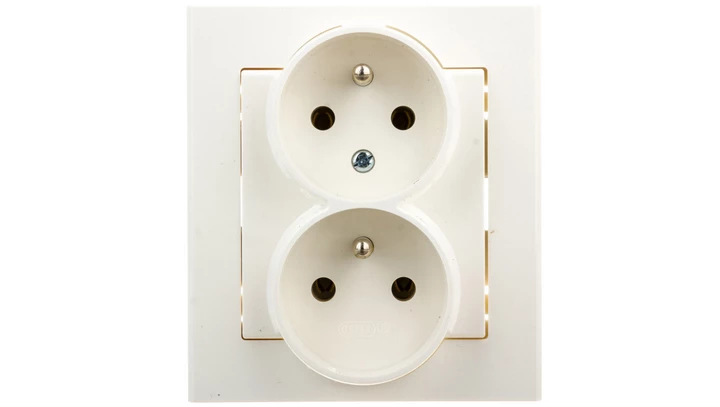 SONATA Gniazdo podwójne z/u z niezmiennością faz ecru GP-2RC/27