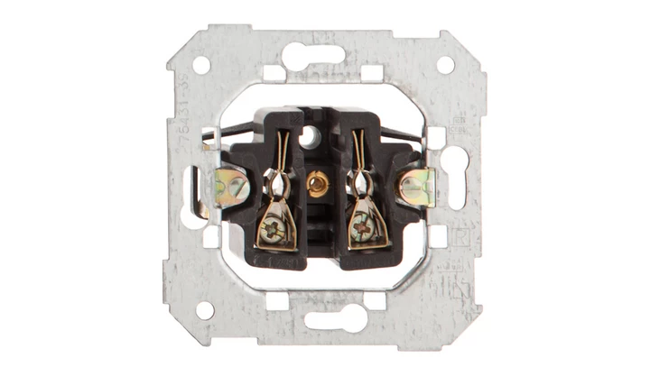 Simon 82 Gniazdo pojedyncze b/u 16A mechanizm 75431-39