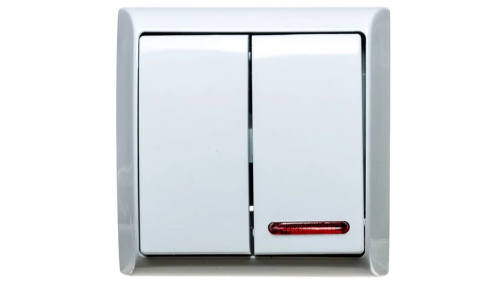 BIS Łącznik świecznikowy z podświetleniem biały ŁN-2BS/00