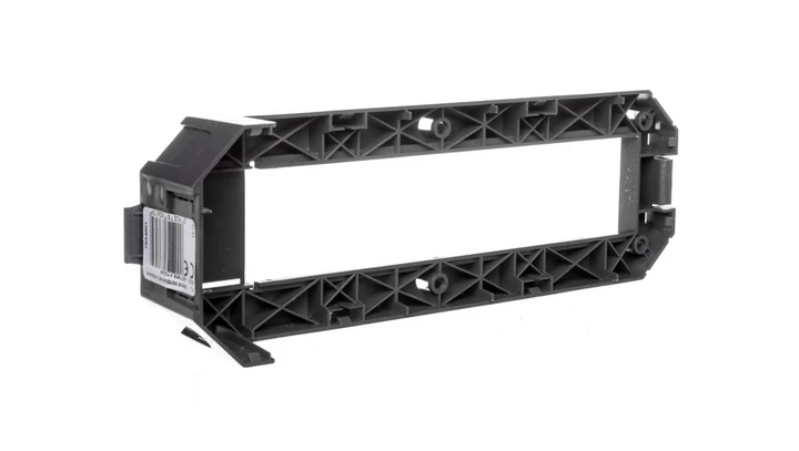 Simon Connect Ramka osprzętowa na 4x K45 (45x45mm) + 1x K45/2 (22,5x45mm) s