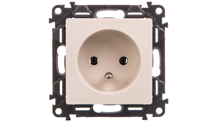 VALENA LIFE Gniazdo pojedyncze z/u 2P+Z kremowy 753281