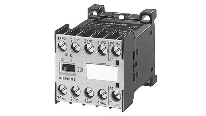 Stycznik pomocniczy 3A 3Z 1R 24V AC S0 3TH2031-0AB0