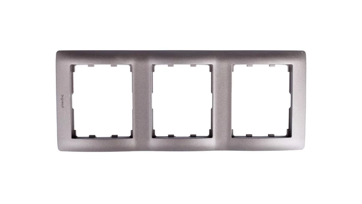 SISTENA LIFE Ramka potrójna pionowa choco 771207