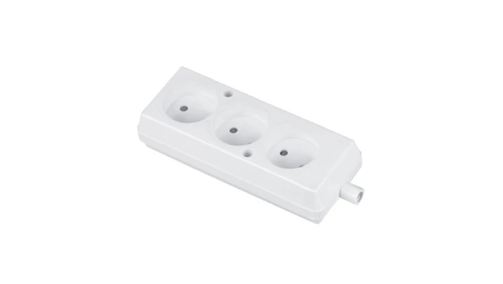 Gniazdo przenośne trzykrotne 16A 2P 250V białe GN-360