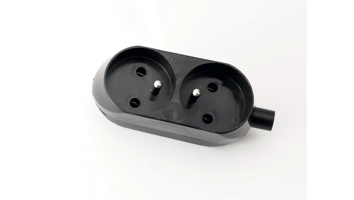 Gniazdo przenośne dwukrotne 16A 2P+Z 250V czarne GN-270