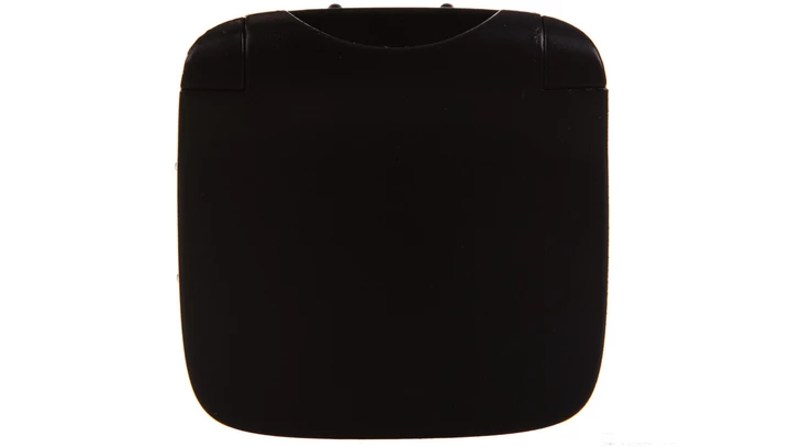 VALENA ALLURE Plakietka gniazda 2p+z z kalpką czarny 754868