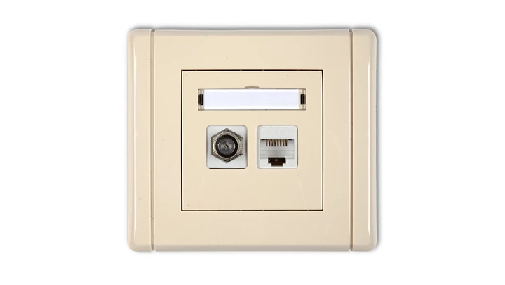 FLEXI Gniazdo antenowe pojedyncze typu F (SAT) + gniazdo komputerowe pojedyncze 1xRJ45 kat. 5e 8-stykowe beżowy 1FGFK-1