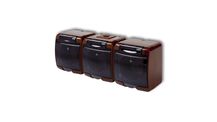 JUNIOR Gniazdo potrójne z/u (klapka dymna) brązowy 4GHE-3dp