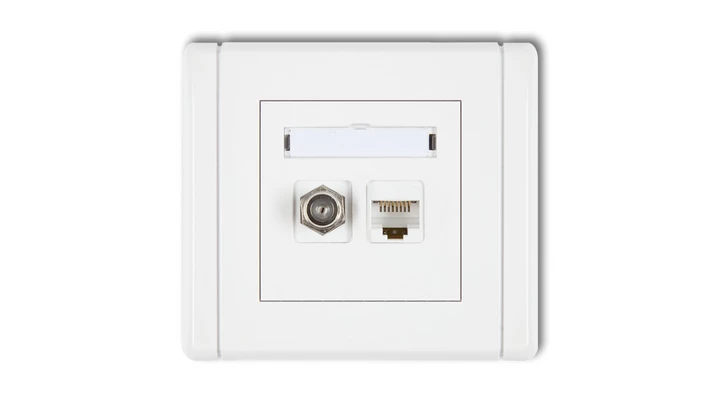 FLEXI Gniazdo antenowe pojedyncze typu F (SAT) + gniazdo komputerowe pojedyncze 1xRJ45 kat. 5e 8-stykowe biały FGFK-1