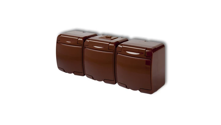 JUNIOR Gniazdo potrójne z/u (klapka brązowa) brązowy IP54 4GHE-3