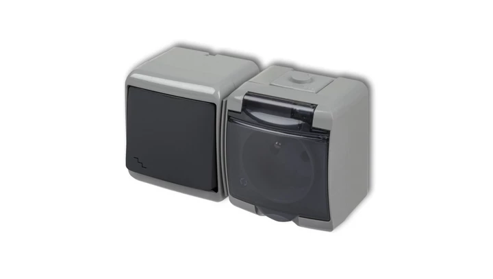 JUNIOR Łącznik schodowy z gniazdem hermetycznym (klapka dymna) popielaty / grafitowy 30WGHH-3dp