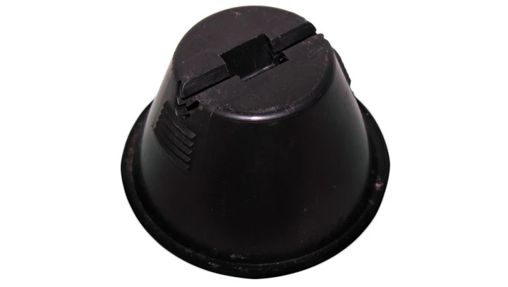 Uchwyt betonowy w tworzywie z dnem KM50