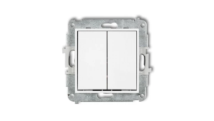 MINI Łącznik świecznikowy biały MWP-2