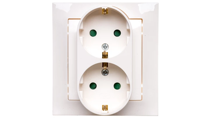 IMPRESJA Gniazdo podwójne z/u Schuko z przesłonami ecru GP-2YSP/27