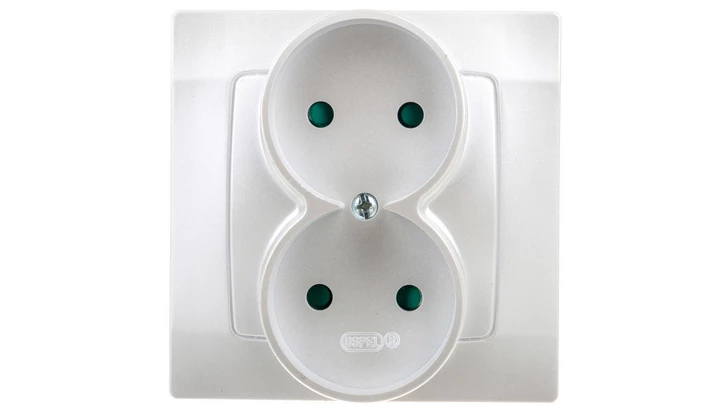 KARO Gniazdo podwójne b/u z przesłonami srebrny perłowy GP-2SP/43