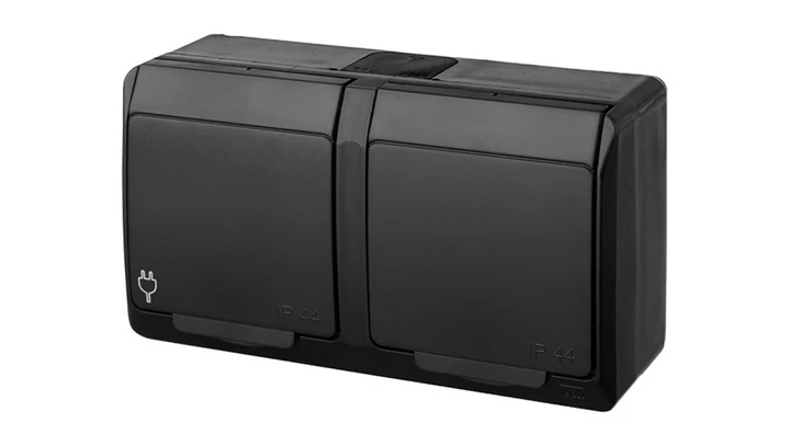 HERMES Gniazdo natynkowe podwójne z uziemieniem 2x2P+Z IP44 czarne 0322-09