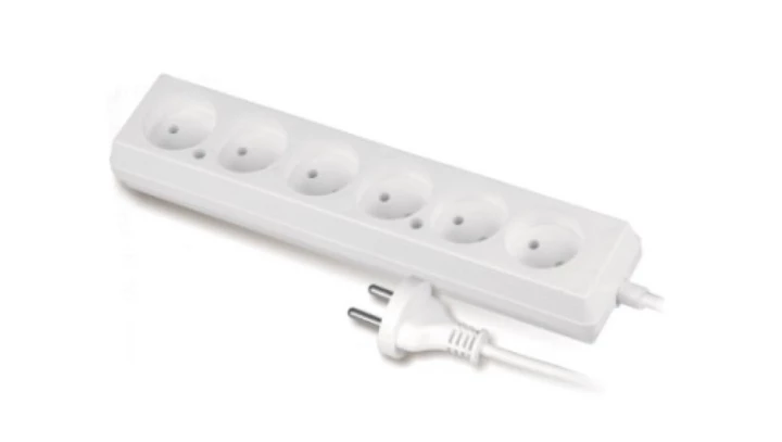 Przedłużacz 6-gniazd b/u 10A 1,5m /OMY 2x1/ biały PS-660 T-105830