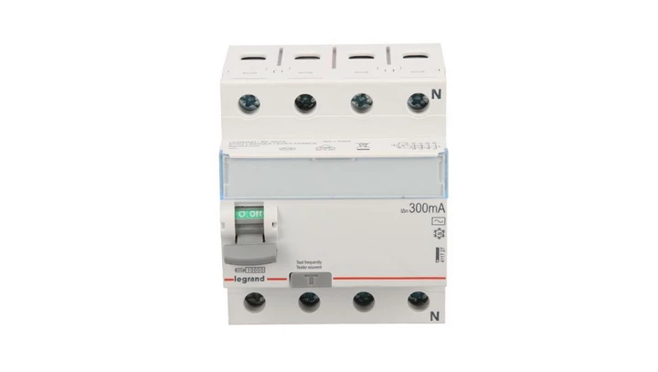 Wyłącznik różnicowoprądowy 4P 25A 0,3A typ AC P304 TX3 411727