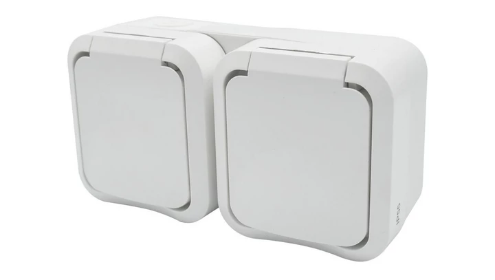 Gniazdo z uziemieniem podwójne natynkowe Aqua Pro IP55 białe 60225