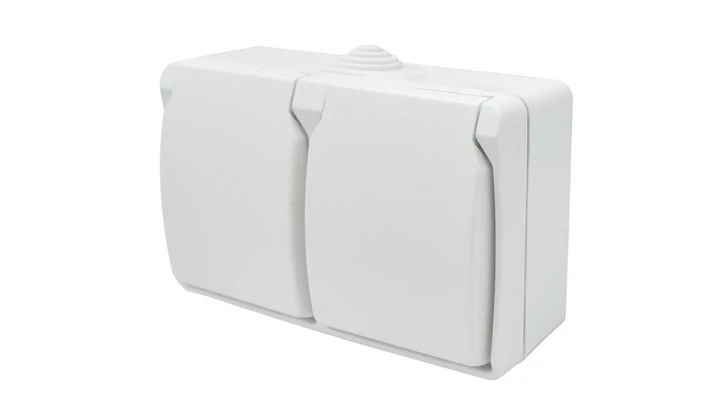 Gniazdo podwójne z uziemieniem natynkowe z klapką Aqua Plus IP54 białe 40225