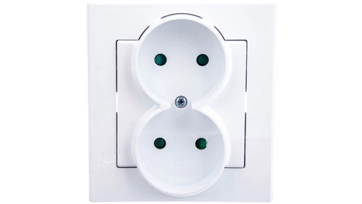 SONATA Gniazdo podwójne z przesłonami torów prądowych, kompletne z ramką biały mat GP-2RP/75