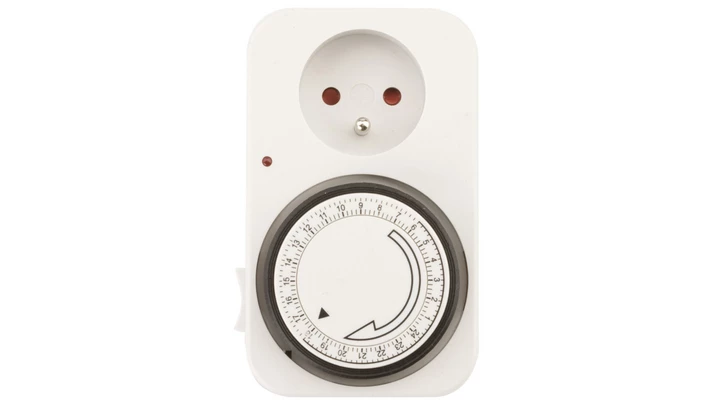 Programator czasowy mechaniczny (gniazdo) 16A 2P+Z dobowy TS-MF1 01001