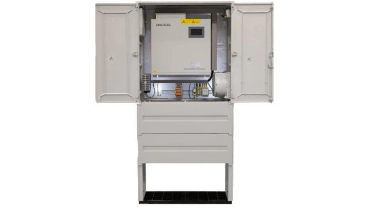 Aktywny kompensator mocy biernej Sinexcel z funkcją redukcji harmonicznych serii ASVG 15kVar Cabinet wersja szafowa IP44