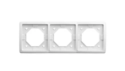 Simon Basic Standard Ramka bryzgoszczelna potrójna IP44 z uszczelką biała BMR3B/11