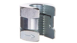 Nakrętka sześciokštna M12 montaż boczny SNM12 390008 /100szt./