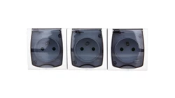 MADERA Gniazdo hermetyczne potrójne z/u IP44 z przesłonami klapka przezroczysta białe GNH-3NZP/00/d