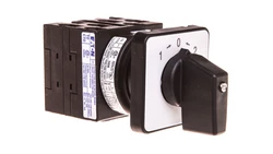 Łącznik krzywkowy 1-0-2 (z samopowrotem) 3P 20A do wbudowania T0-3-8216/E 024609