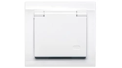 KIER Gniazdo bryzgoszczelne z/u IP44 z przesłonami klapka biała GPH-1WZP/00/w