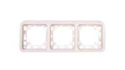 PLEXO55 Ramka potrójna pozioma biały / ecru 069698