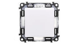 VALENA LIFE Łącznik jednobiegunowy IP44 biały 752151