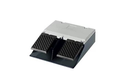 Przycisk nożny podwójny bez osłony bez samopowrotu szary metal 1Z 1R 1 krok IP65 3SE2932-0AB20