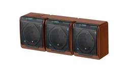 Hermes Gniazdo hermetyczne potrójne z/u Schuko 16A IP44 brązowe 0326-05