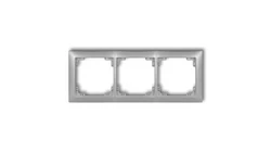 DECO Ramka uniwersalna potrójna z tworzywa DECO Soft srebrny metalik 7DRSO-3
