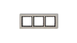 DECO Ramka uniwersalna potrójna - beton (ramka: jasnoszara spód: czarny) jasny szary 27-12-DRB-3