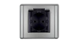 FLEXI Gniazdo bryzgoszczelne z/u SCHUKO (klapka dymna) srebrny metalik 7FGPB-1sdp