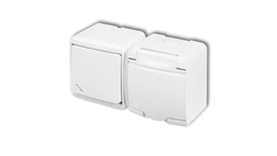 JUNIOR Łącznik schodowy + gniazdo hermetyczne SCHUKO (klapka w kolorze obudowy) biały WGHH-3s