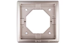 Simon Basic Standard Ramka bryzgoszczelna pojedyncza IP44 z uszczelką satynowa BMR1B/29