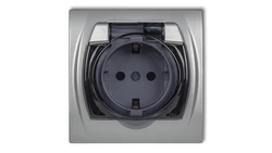 LOGO Gniazdo bryzgoszczelne z/u SCHUKO (klapka dymna) srebrny metalik 7LGPB-1sdp