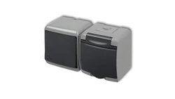 JUNIOR Łącznik schodowy z gniazdem hermetycznym (klapka grafitowa) popielaty / grafitowy 30WGHH-3