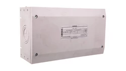 Skrzynka zasilająca 160 A z dwoma osłonami końcowymi obudowa z materiału elektroiziolacyjnego BVP:090165