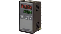 Programowalny regulator zasilanie 90-264V AC wejście uniwersalne wyj. 1 przekaźnikowe wyj. 2 przekaźnikowe alarm 1 przekaźnik 2A