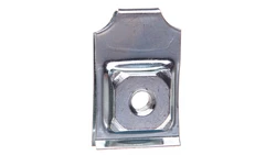 Uchwyt gwintowany M4 do podstaw montażowych perforowanych XL3 400 036440 /100szt./