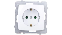 KARO Gniazdo pojedyncze z/u Schuko z przesłonami białe GP-1SSP/m/00